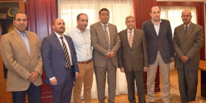 وفد إقتصادي ليبي يهنئ “العربي” برئاسة اتحاد الغرف التجارية المصرية وفد إقتصادي ليبي يهنئ “العربي” برئاسة اتحاد الغرف التجارية المصرية